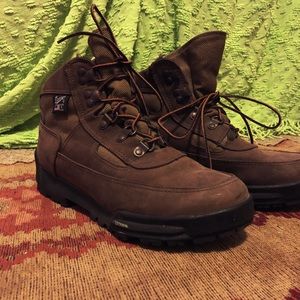 90’s Danner Hiking Boots